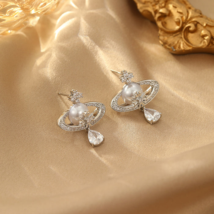 Wholesale Four leaf clover pearl earrings for women, niche, simple, fashionable, versatile, tassel zircon earrings, universal and personalized earrings