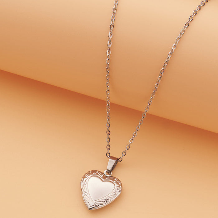 Wholesale Stainless Steel Openable Heart Shaped Pattern Photo Frame Box Necklaces JDC-NE-GSMS005