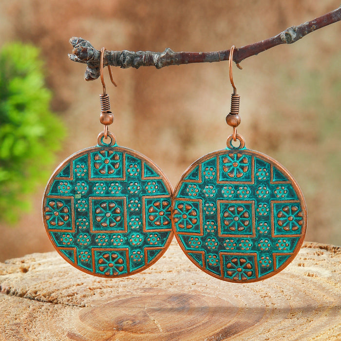 Wholesale Bohemian Hollow Alloy Earrings Vintage Leaf Flower Design Fashion Accessory MOQ≥2