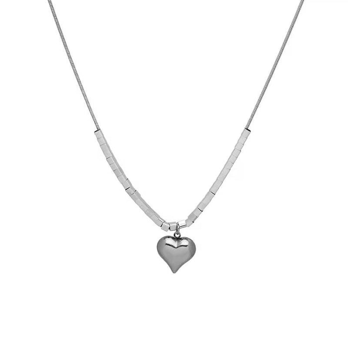 Wholesale 3D heart-shaped square necklace with niche design, versatile sweatshirt chain, titanium steel accessories