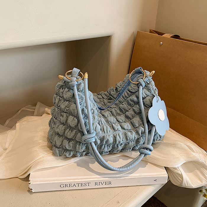 Wholesale Single shoulder armpit bag, casual and fashionable, hand-held tote bag