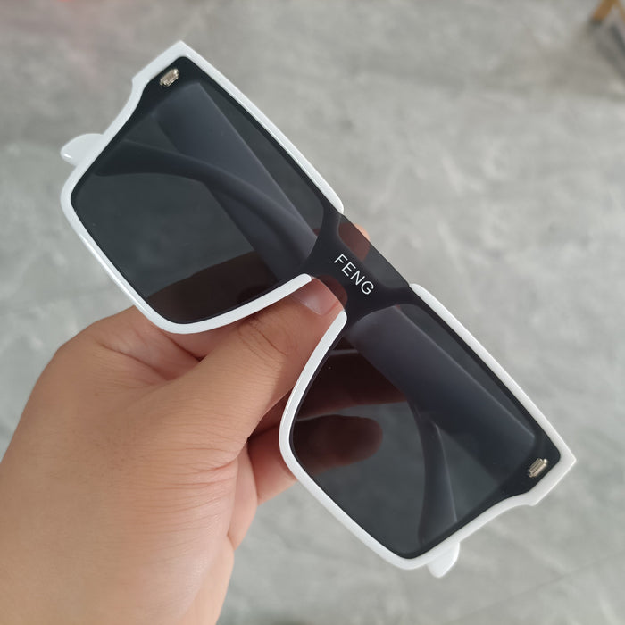 Wholesale Sunglasses for men and women, large frame sunglasses, UV resistant, fashionable and trendy glasses