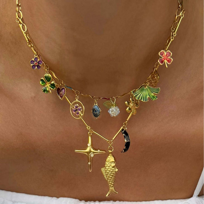 Wholesale Fashionable copper gold fish necklace with exquisite zirconium pendant necklace, collarbone chain, electroplated gold