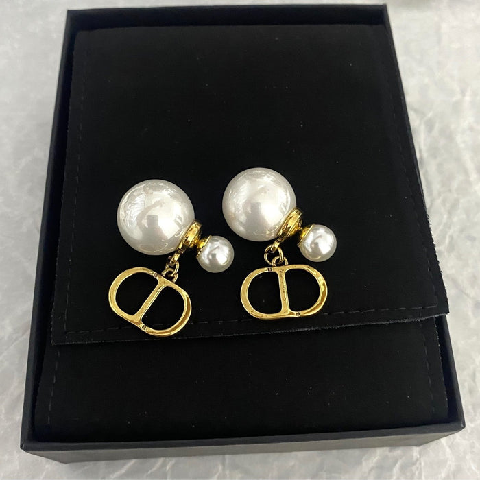 Wholesale retro double D pearl earrings High sense small fragrant wind earrings female temperament niche double D