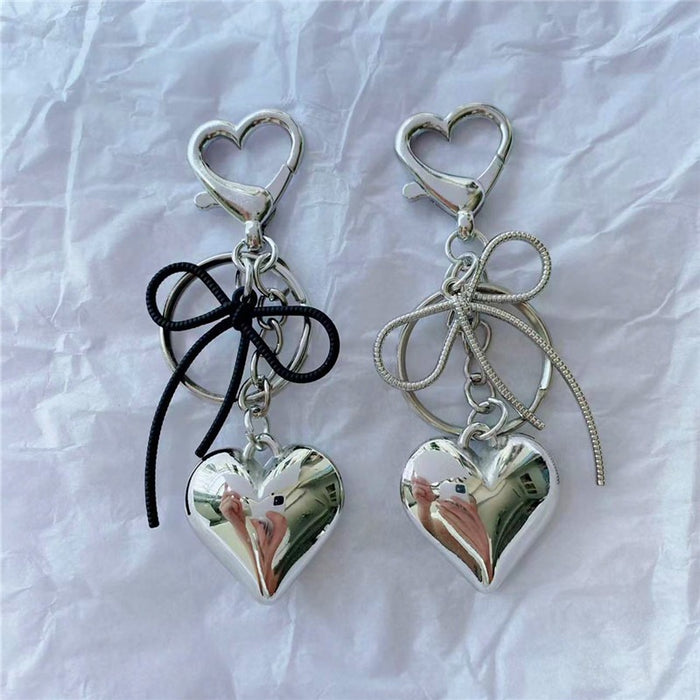 Wholesale silver Love Keychain Pendant Cute Girlfriend Hanging Ornaments