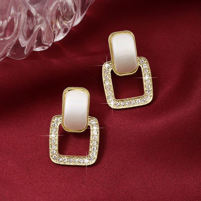 Wholesale Pearl Earrings Square Pearl Earrings Distinctive Earrings Women