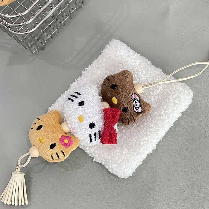 Wholesale Handmade plush pendants, keychains, accessories, and hanging ornaments