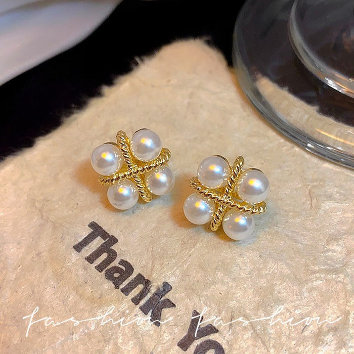 Wholesale Silver Needle Cross Square Pearl Earstuds Cross Small and Small Small Design Earrings Wholesale
