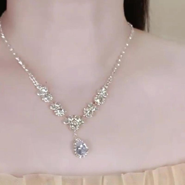 Wholesale Necklace Women's  Exquisite Collarbone Chain