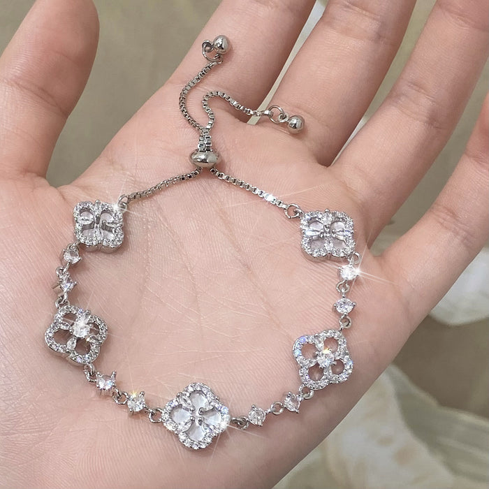 Wholesale Pink four-leaf clover necklace,  earrings,  and bracelet