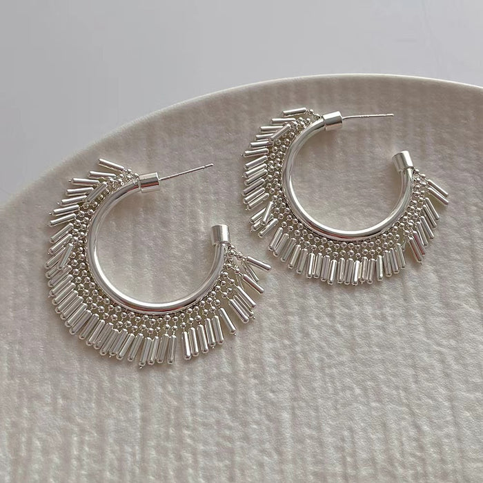 Wholesale Bohemian style earrings with delicate tassels