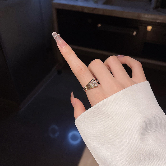 Wholesale Micro-inlaid Crystal Zircon Pearl Ring
