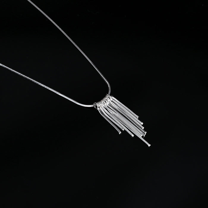 Wholesale Pure silver tassel necklace, exquisite octagonal snake bone chain, simple collarbone chain, niche accessory