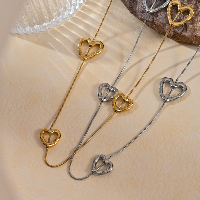 Wholesale Small niche design, fashionable long style, color preserving electroplated stainless steel heart necklace wholesale