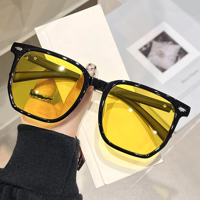 Wholesale High end fashion sunglasses with irregular frames, UV resistant sunglasses