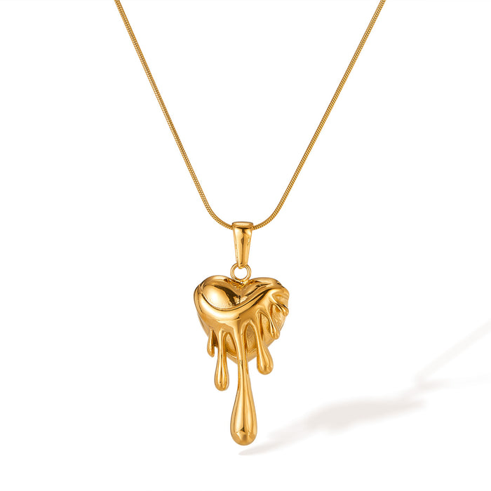 Wholesale Fashionable niche retro necklace with stainless steel design, caring and high-end necklace