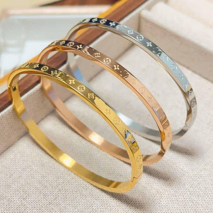 Wholesale Light Luxury Titanium Steel Bangle Bracelet Jewelry Accessory