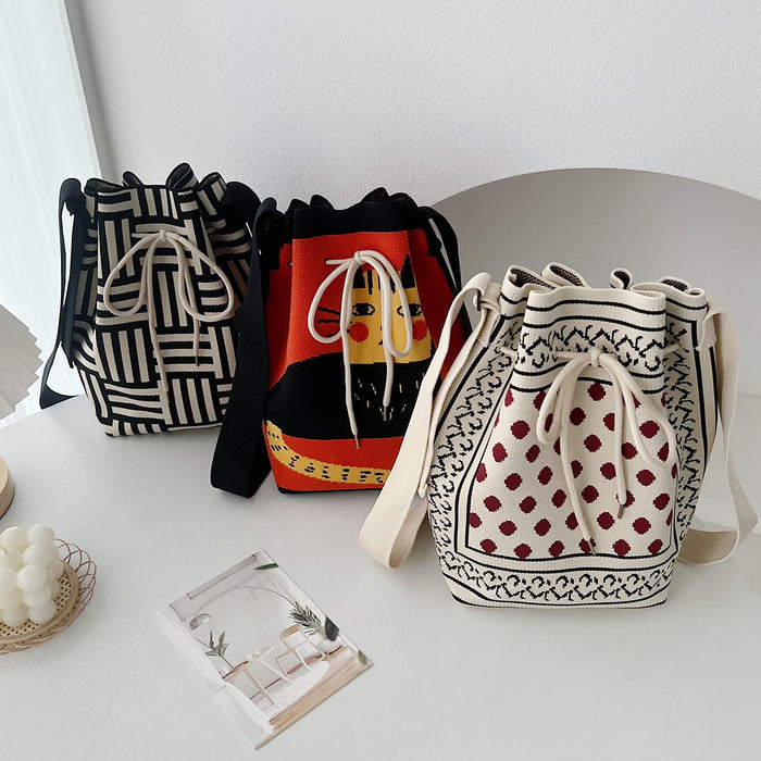 Wholesale Bag for girls, fashionable large capacity woven bag, new casual shoulder crossbody bag