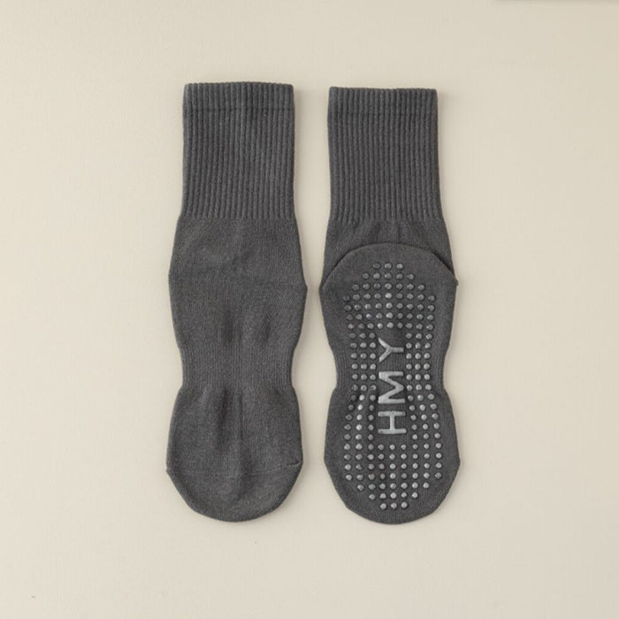 Wholesale Socks silicone anti slip indoor sports floor socks dancing socks