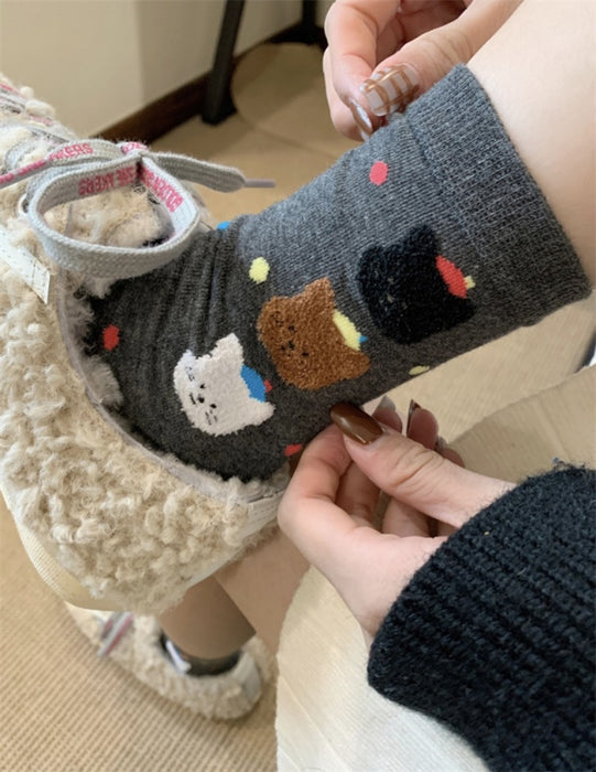 Wholesale Colorful polka dot tube socks for girls, pure cotton pile socks