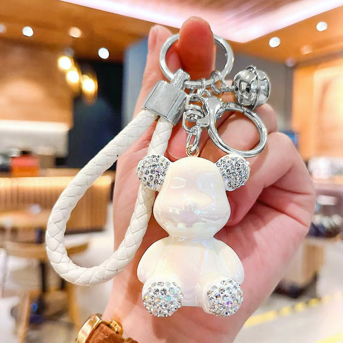 Wholesale Cute rhinestone-studded bear keychain made of zinc alloy