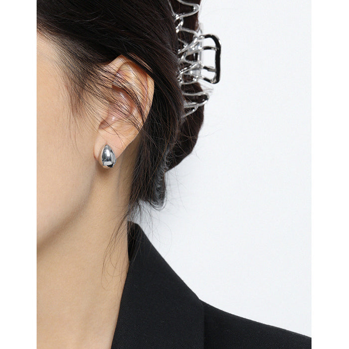 Wholesale Minimalist and versatile geometric oval smooth texture pure silver ear buckle with niche design