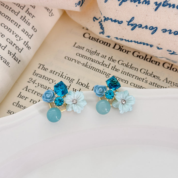 Wholesale Vintage temperament flower earrings, high-end, elegant, niche, irregular earrings, crystal personalized earrings