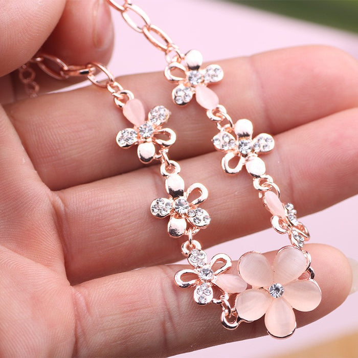 Wholesale Summer New Fashion Cat's Eye Bracelet Sweet Small Fresh Flower Bracelet