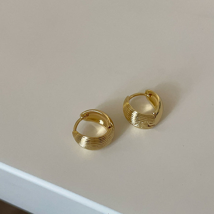 Wholesale Shell patterned plain ring ear buckle, simple, personalized, fashionable, versatile earrings and earrings