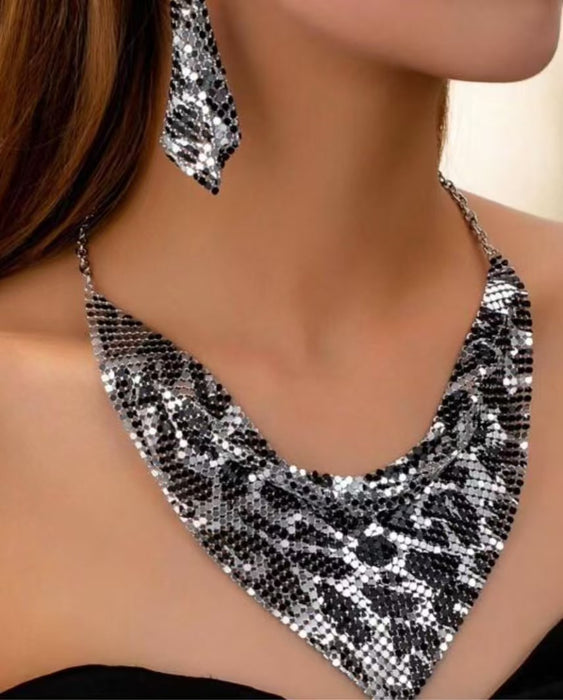 Wholesale Triangle scarf sequin silk scarf necklace set with exaggerated personality collarbone necklace earrings pendant