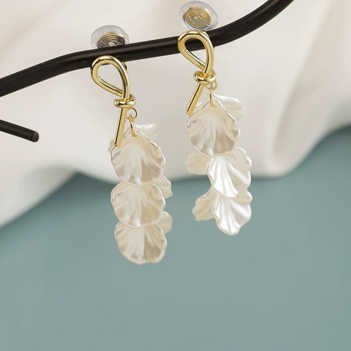 Wholesale S925 Silver Needle Internet Popular Simple Earrings Shell Flower Tassel Earrings