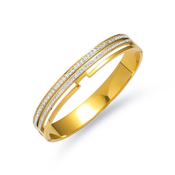 Wholesale Titanium steel bracelet, fashionable commuting stainless steel cross bracelet, spring jewelry