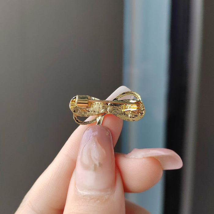 Wholesale bow brooch buckle hanging buckle fixed clothes accessories women