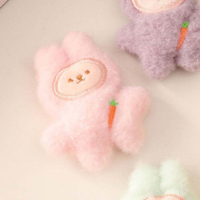 Wholesale Cartoon plush brooch cute little rabbit doll bag small pendant jewelry clothing accessories