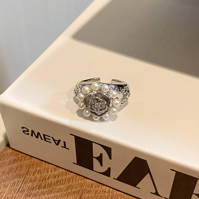 Wholesale Minimalist round bead flower ring with niche design, butterfly purple diamond layered with heart-shaped index finger ring