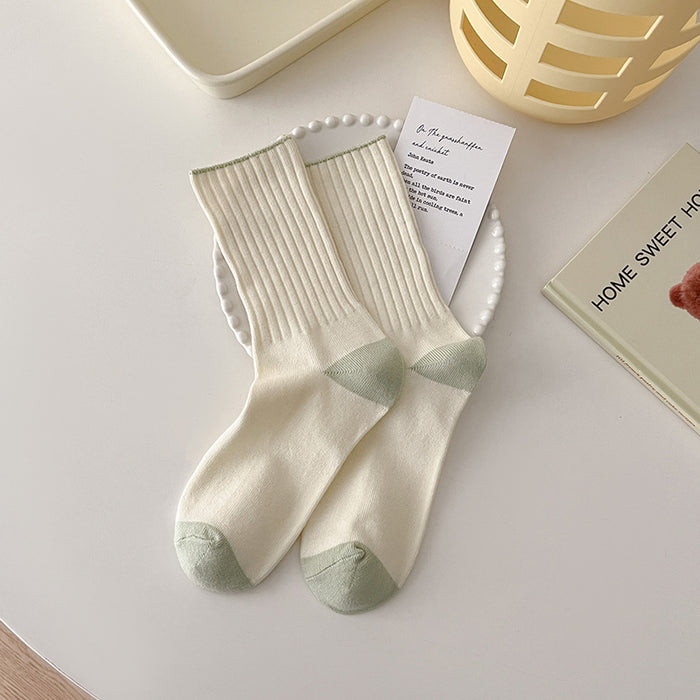 Wholesale Simple and versatile mid tube socks with trendy vertical stripes for slimming, sporty long tube pile socks