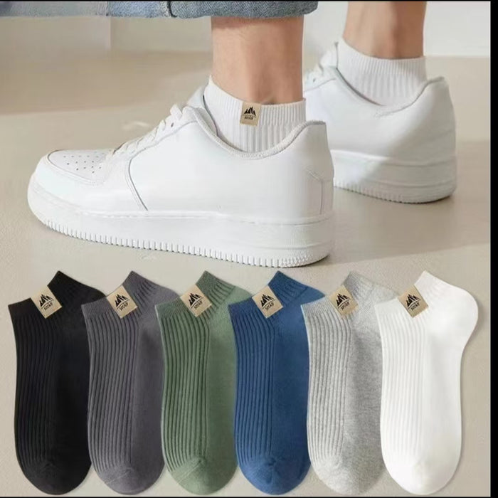 Wholesale Socks men's spring and summer thin breathable short socks, anti odor and sweat absorbing, low cut shallow mouth boat socks, black and white sports trendy socks