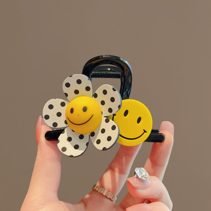 Wholesale Cute smiley face clip with high-end feel, heart-shaped hair clip at the back of the head