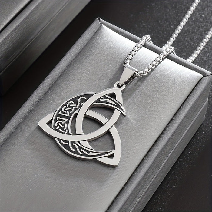 Wholesale Surrounded by retro and fashionable stainless steel pendant necklace