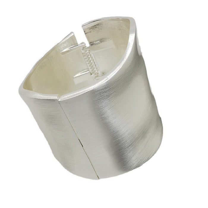 Wholesale Bracelet gold wide edge fashionable bracelet with high-end feel