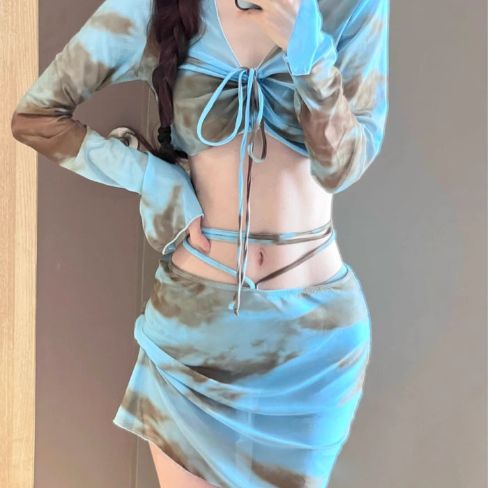 Wholesale Four piece swimsuit bikini sexy long sleeved beach vacation soaking in hot springs