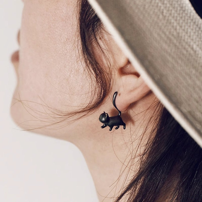 Wholesale cat cat cute style earrings female niche earrings