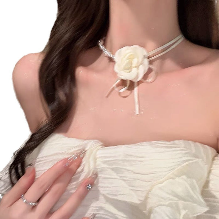 Wholesale Retro necklace for women, light luxury, fashionable and high-end, collarbone chain