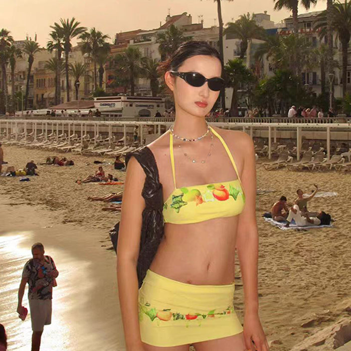 Wholesale Printed bikini set, neck hanging suspender, sexy short skirt, whitening vacation swimsuit