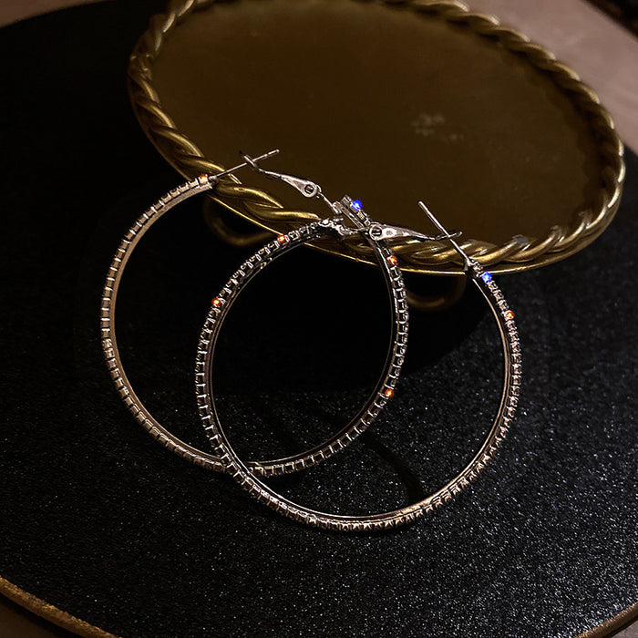 Wholesale Silver needle ear ring niche personality design sense exaggerated earrings women' s fashion temperament earrings