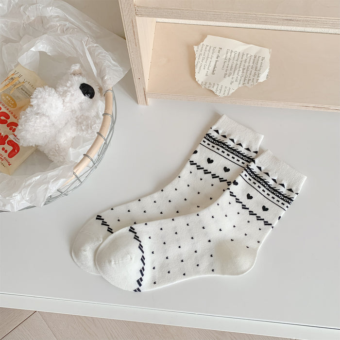 Wholesale Cotton socks with cute mid tube and versatile pile socks