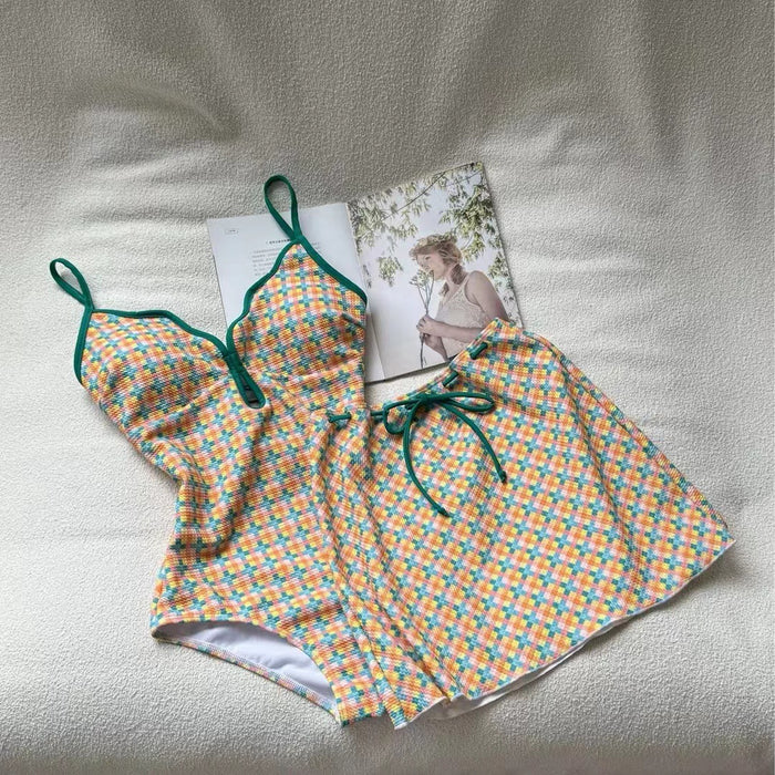 Wholesale Swimsuit one-piece bikini conservative two-piece vacation beach hot spring sexy high-end feeling