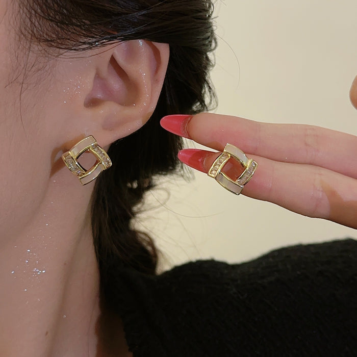 Wholesale Geometric square earrings with new temperament, high-end earrings, exquisite earrings with bone studs
