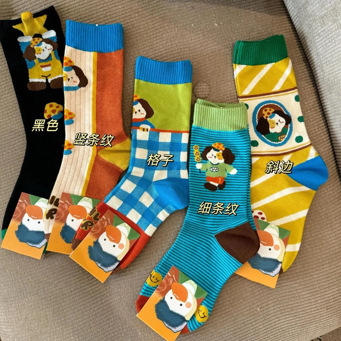 Wholesale Cute and quirky socks with children's midsole design, contrasting colors