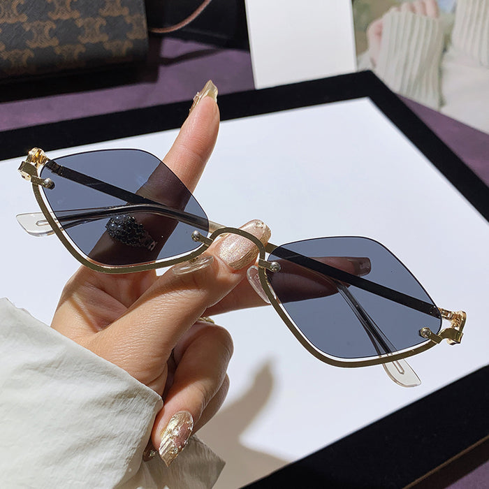 Wholesale Semi-rimmed diamond-shaped sunglasses